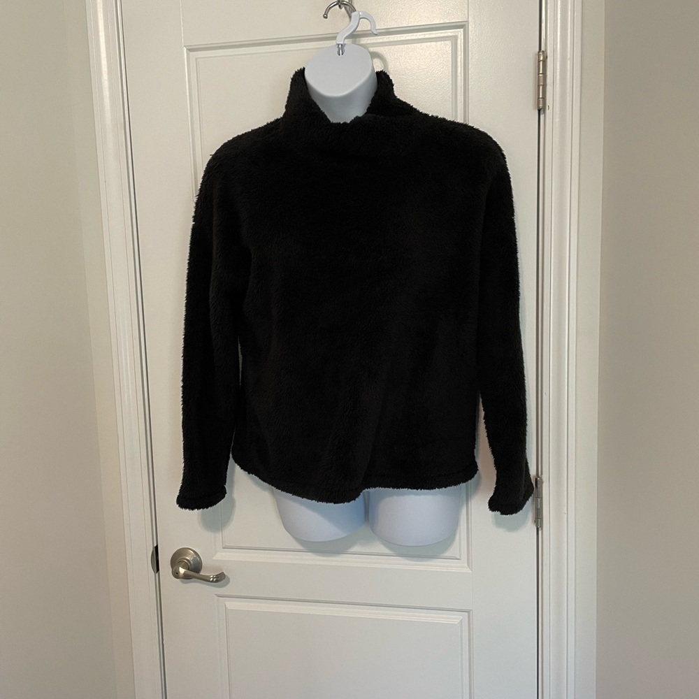 NWOT, 32 DEGREES FAUX SHERPA PULLOVER